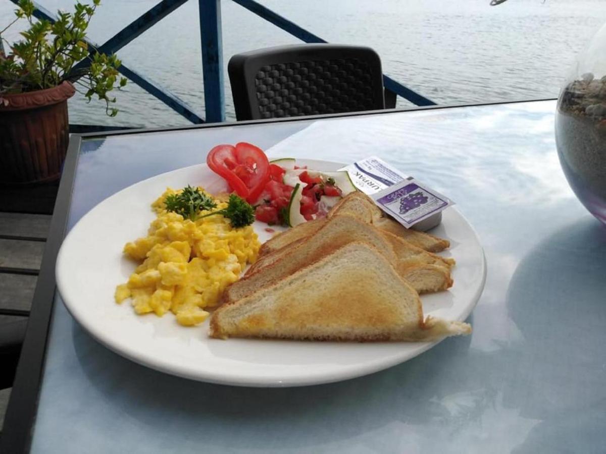Vista Mar Hotel بوكاس تاون المظهر الخارجي الصورة
